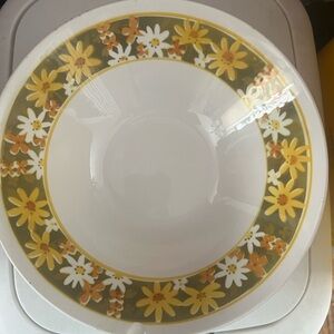 Mikasa Yellow White Floral Ceramic Dinner Bowl Small Chip on corner Shown.